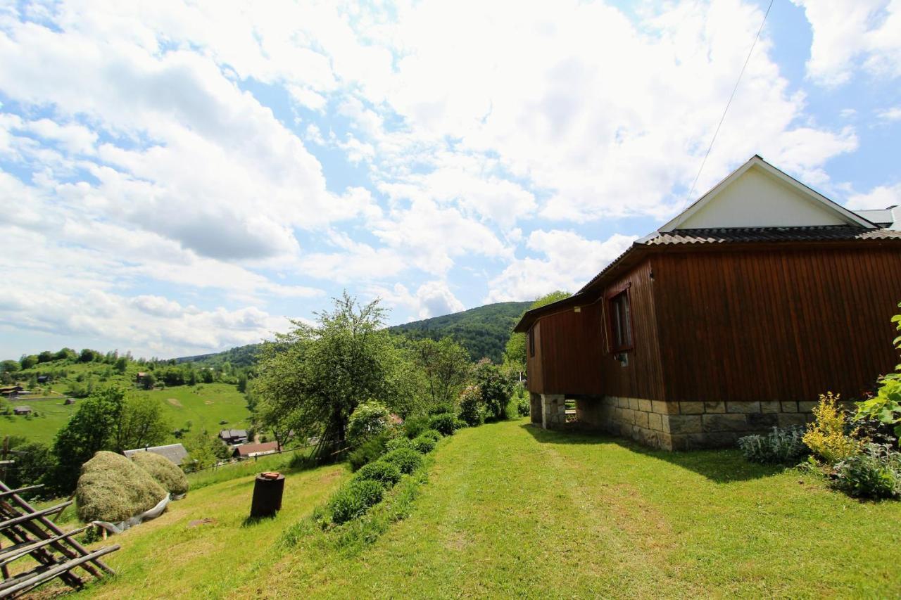 Будиночок Для Щастя Iaremcea Exterior foto