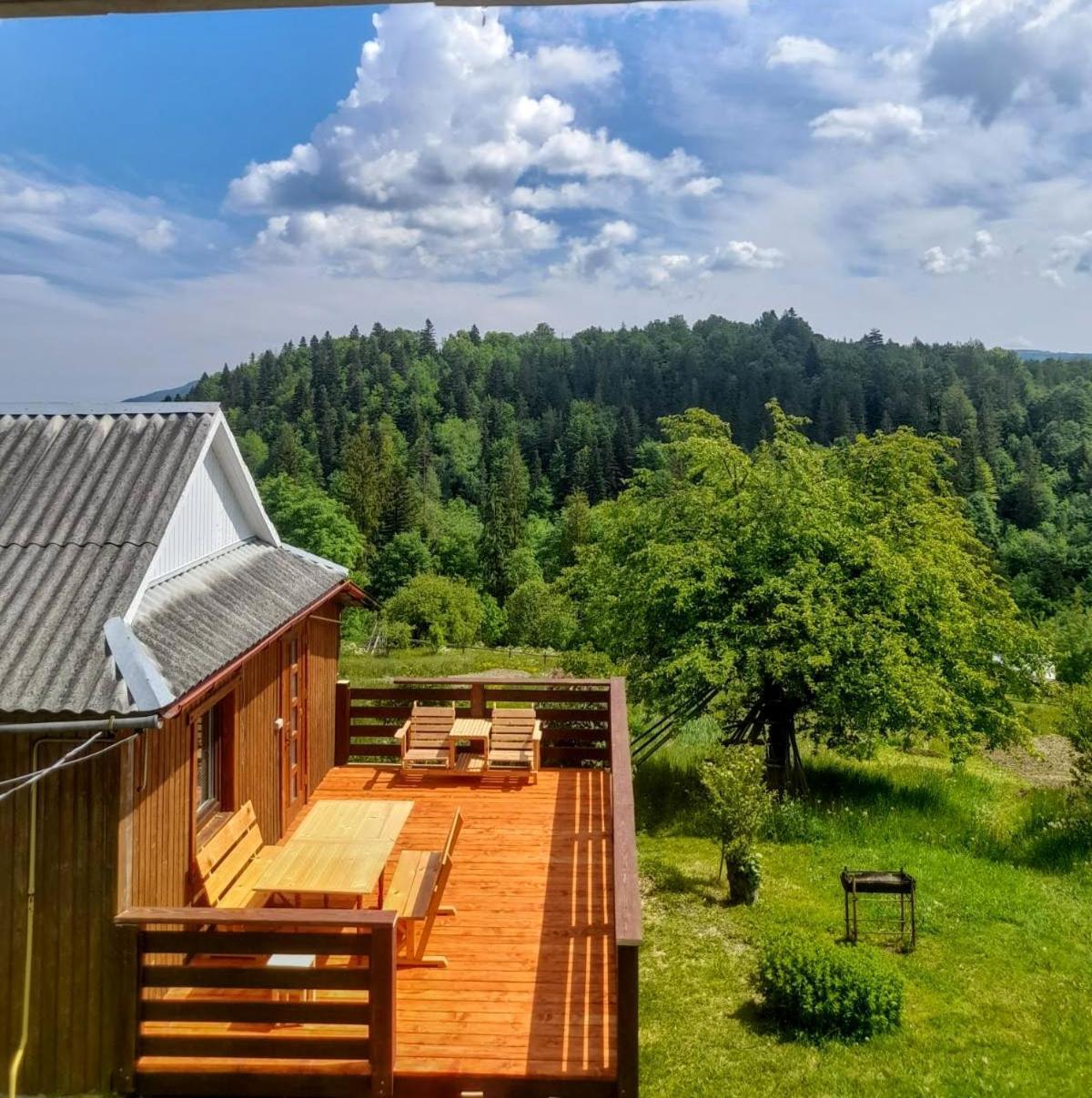 Будиночок Для Щастя Iaremcea Exterior foto